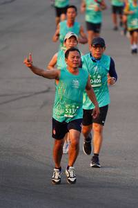 BIB: 0406, 533
                            <button type="button" onclick="openModal(10507685)" class="btn btn-primary btn-sm float-right btn-popup" data-toggle="modal" data-target=".modal-high-quality">
                        <i class="fas fa-shopping-cart"></i> Add to Cart
                    </button>
                                            <button type="button" onclick="isThisMe(10507685, true)" class="btn btn-success btn-sm float-right btn-popup btn-isme hidden" data-toggle="tooltip" data-placement="bottom" title="นี่คือรูปของคุณใช่ไหม คลิกที่นี่เพื่อเอาเข้าอัลบั้ม">
                        <i class="fas fa-plus"></i> Add to album
                    </button>
                    <button type="button" onclick="isThisMe(10507685, false)" class="btn btn-warning btn-sm float-right btn-popup btn-isnotme hidden">
                        <i class="fas fa-ban"></i> Remove from album
                    </button>